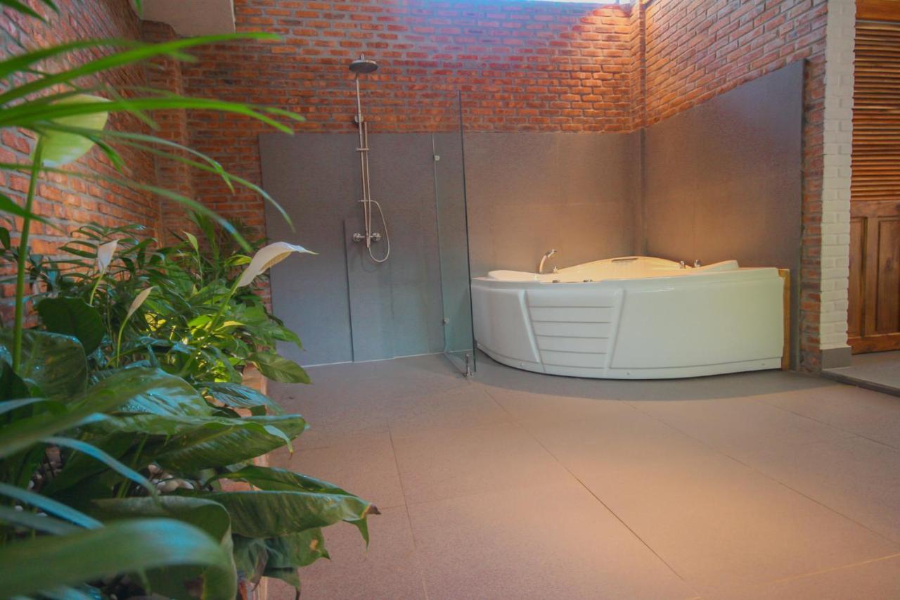 Lang Ca Voi Ll The Whales Village Ll Mui Ne Phan Thiet Exterior photo