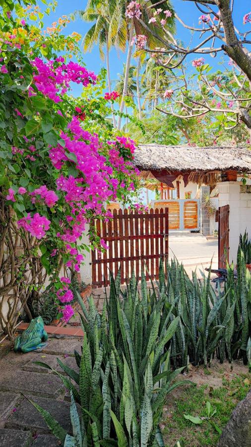 Lang Ca Voi Ll The Whales Village Ll Mui Ne Phan Thiet Exterior photo