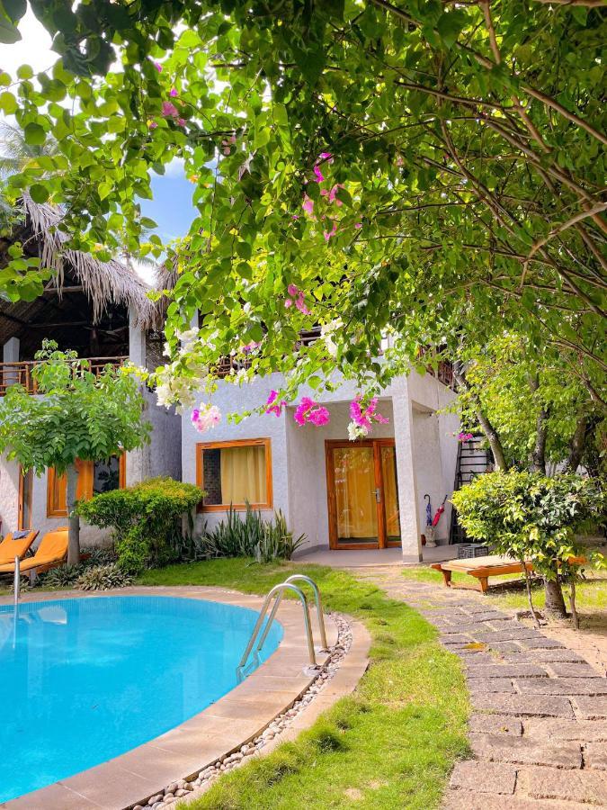 Lang Ca Voi Ll The Whales Village Ll Mui Ne Phan Thiet Exterior photo